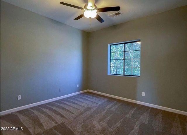 1124 E ROSE Lane 14, Phoenix, AZ 85014
