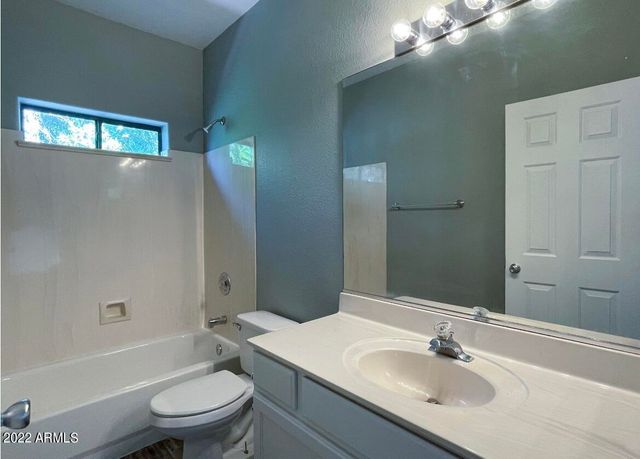 1124 E ROSE Lane 14, Phoenix, AZ 85014