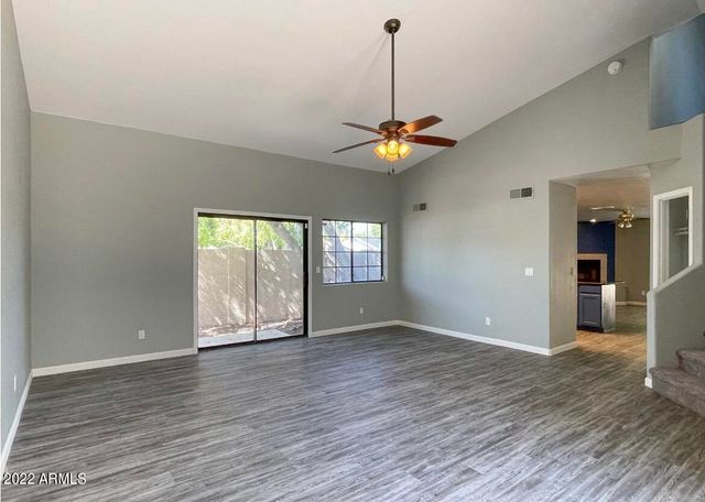 1124 E ROSE Lane 14, Phoenix, AZ 85014