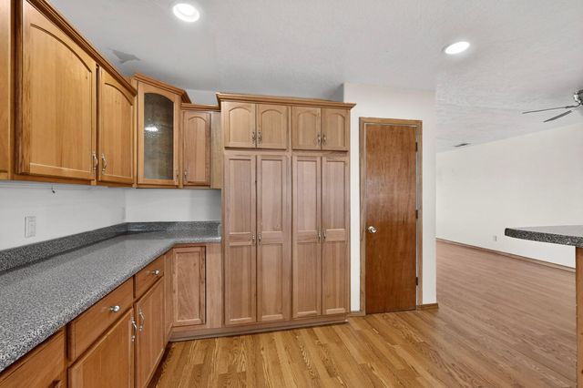 1103 Robin Road SE, Rio Rancho, NM 87124