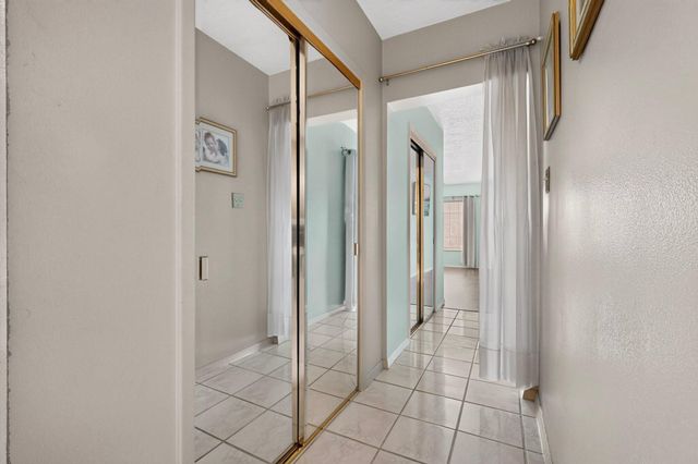 1103 Robin Road SE, Rio Rancho, NM 87124
