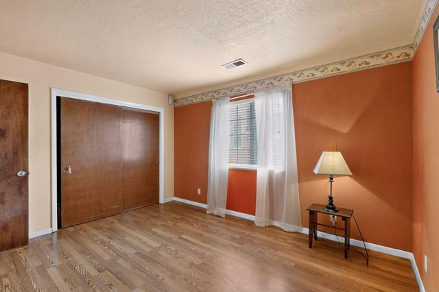 1103 Robin Road SE, Rio Rancho, NM 87124