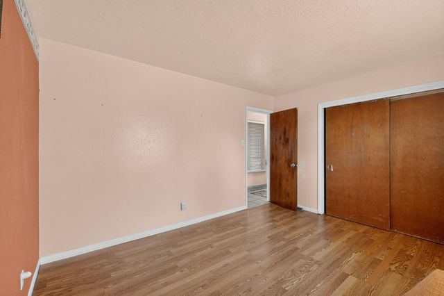 1103 Robin Road SE, Rio Rancho, NM 87124