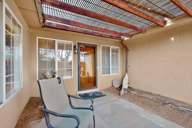 1103 Robin Road SE, Rio Rancho, NM 87124