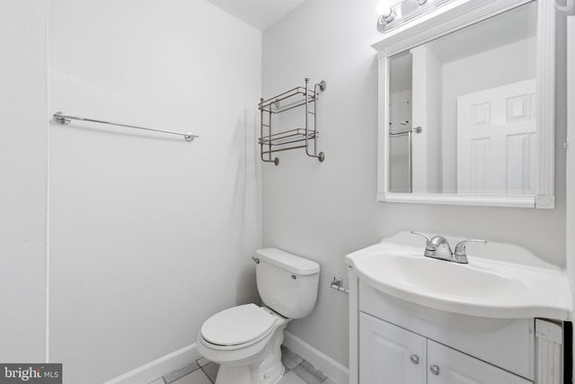 14465 GOLDEN OAK RD, Centreville, VA 20121