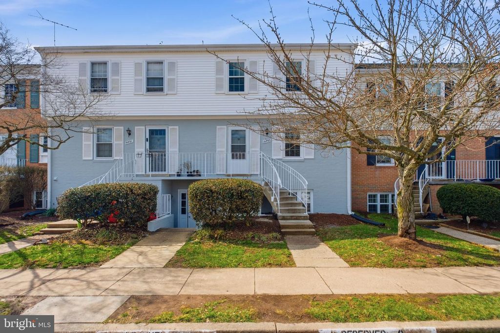 14465 GOLDEN OAK RD, Centreville, VA 20121