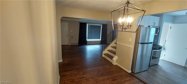 18310 Harvard Avenue, Cleveland, OH 44122