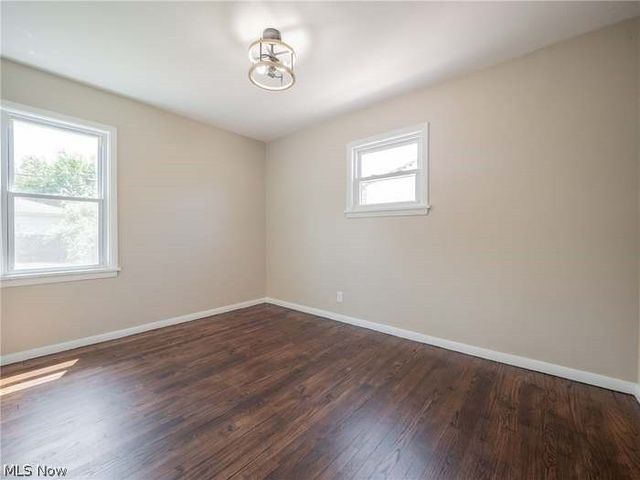 18310 Harvard Avenue, Cleveland, OH 44122