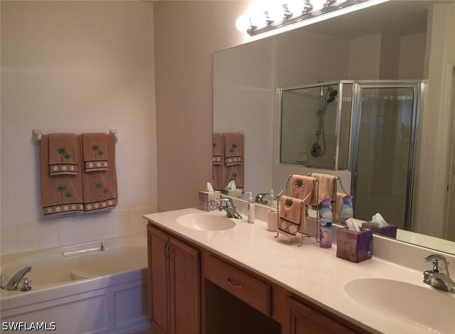 6825 Sterling Greens DR 102, Naples, FL 34104