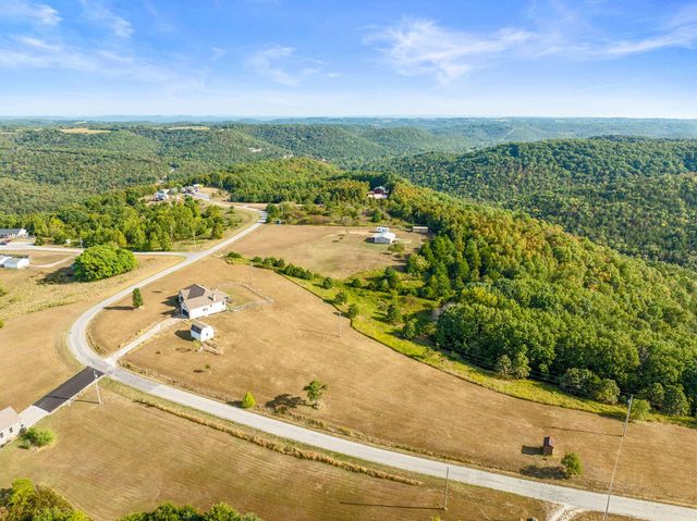 710 Hilltop Vista Road, Reeds Spring, MO 65737