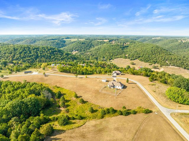 710 Hilltop Vista Road, Reeds Spring, MO 65737
