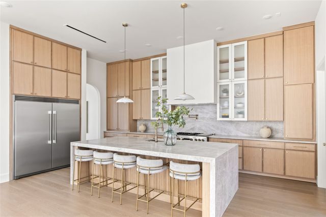 7330 Casa Loma Avenue, Dallas, TX 75214