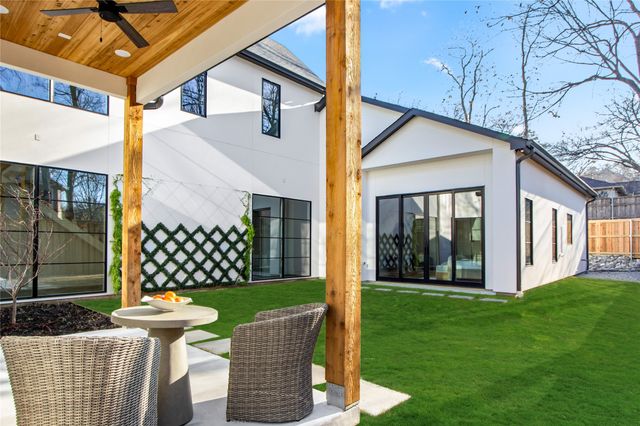 7330 Casa Loma Avenue, Dallas, TX 75214