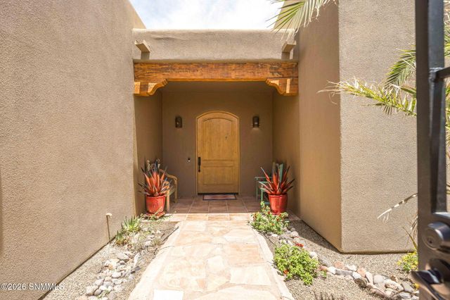 8010 Murano Court, Las Cruces, NM 88007