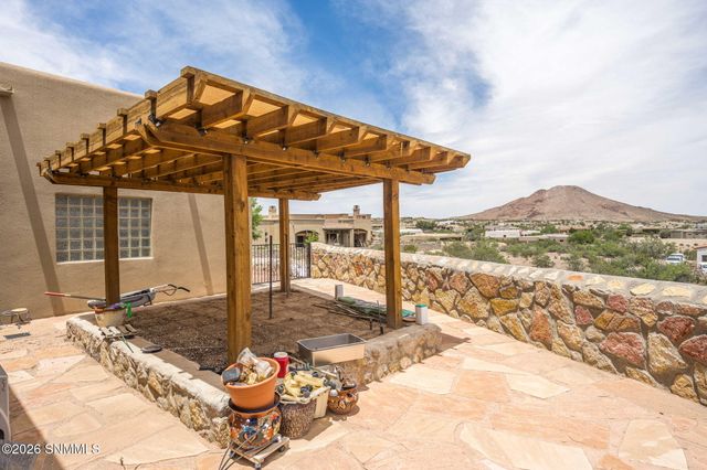 8010 Murano Court, Las Cruces, NM 88007