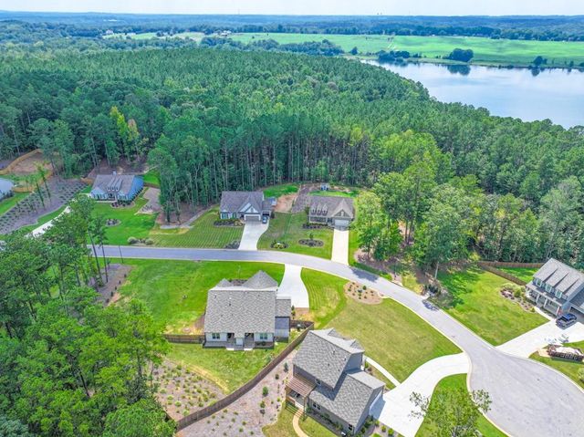2121 Charmond Drive, Monroe, GA 30656