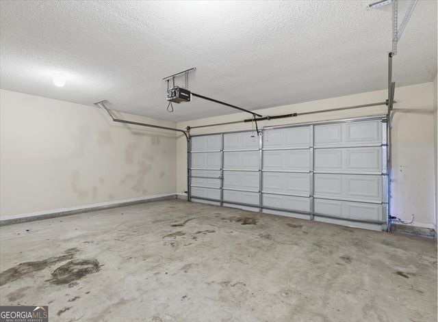 946 Damson Trail, Hampton, GA 30228