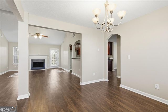 946 Damson Trail, Hampton, GA 30228