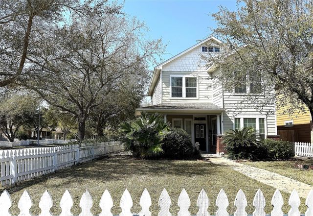 7138 Sun Village Drive, Houston, TX 77083