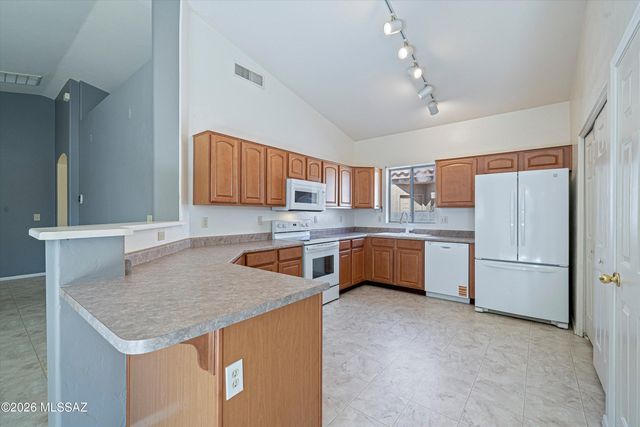 333 E Camino Rancho Cielo, Sahuarita, AZ 85629