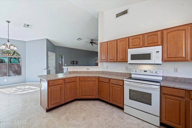 333 E Camino Rancho Cielo, Sahuarita, AZ 85629