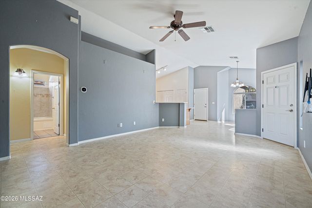 333 E Camino Rancho Cielo, Sahuarita, AZ 85629