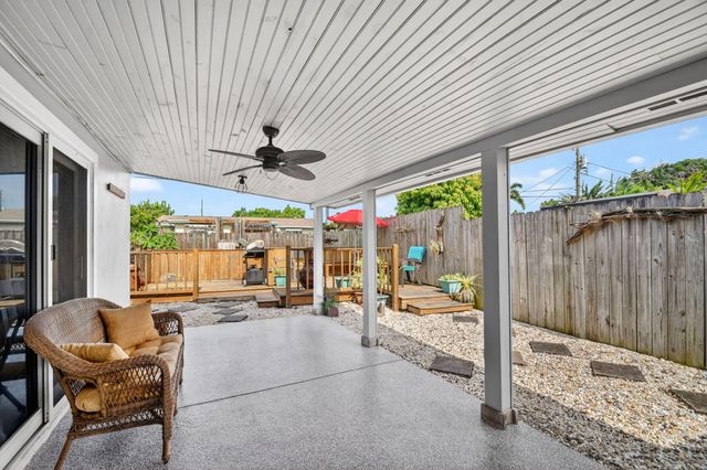 318 Glen Arbor Terrace, Boynton Beach, FL 33426