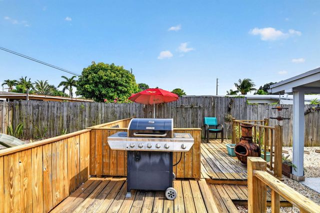 318 Glen Arbor Terrace, Boynton Beach, FL 33426