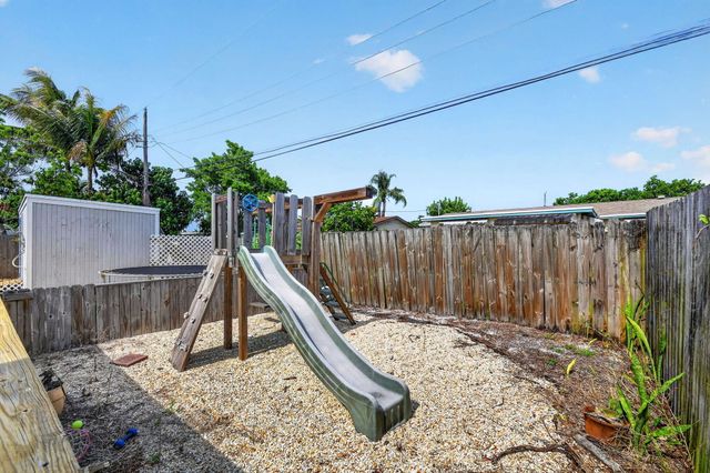 318 Glen Arbor Terrace, Boynton Beach, FL 33426