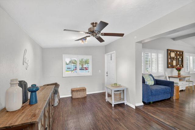318 Glen Arbor Terrace, Boynton Beach, FL 33426