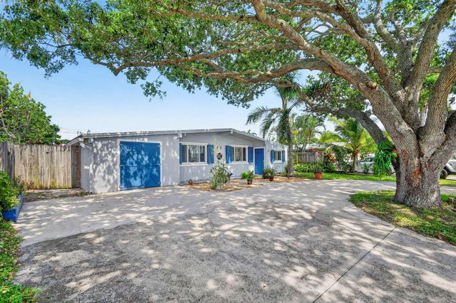 318 Glen Arbor Terrace, Boynton Beach, FL 33426