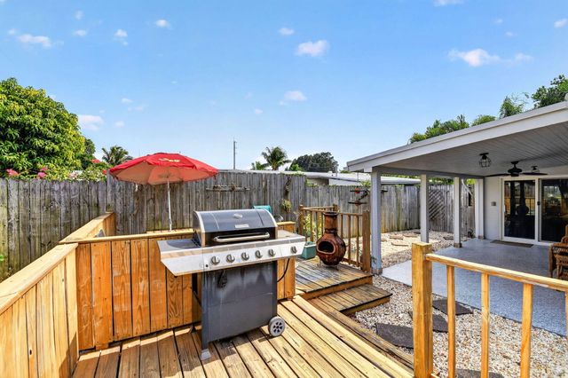 318 Glen Arbor Terrace, Boynton Beach, FL 33426