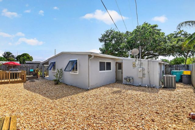 318 Glen Arbor Terrace, Boynton Beach, FL 33426