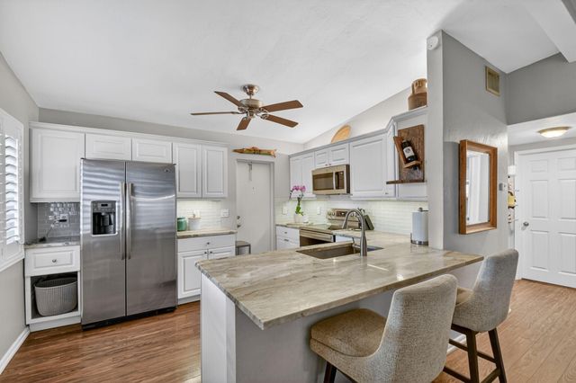 318 Glen Arbor Terrace, Boynton Beach, FL 33426