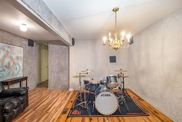 112 Main St, W, Wartrace, TN 37183