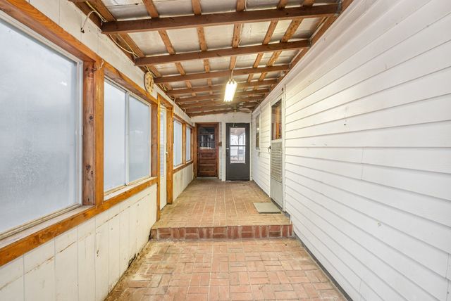 112 Main St, W, Wartrace, TN 37183