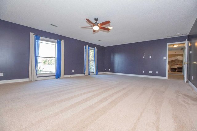 6600 Red Horse Pike, Newburgh, IN 47630