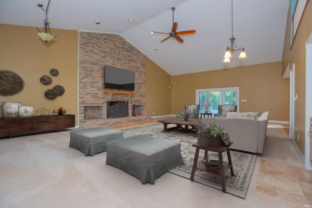 6600 Red Horse Pike, Newburgh, IN 47630