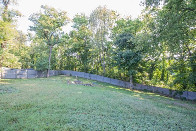 6600 Red Horse Pike, Newburgh, IN 47630