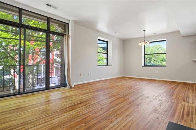 5607 Elmer STREET 206, Shadyside, PA 15232