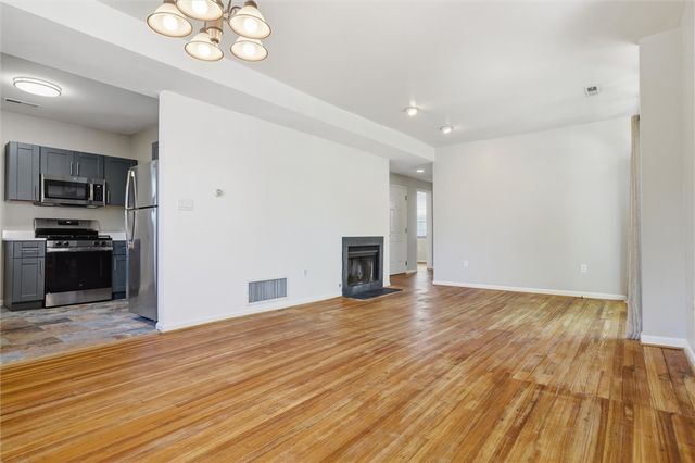 5607 Elmer STREET 206, Shadyside, PA 15232