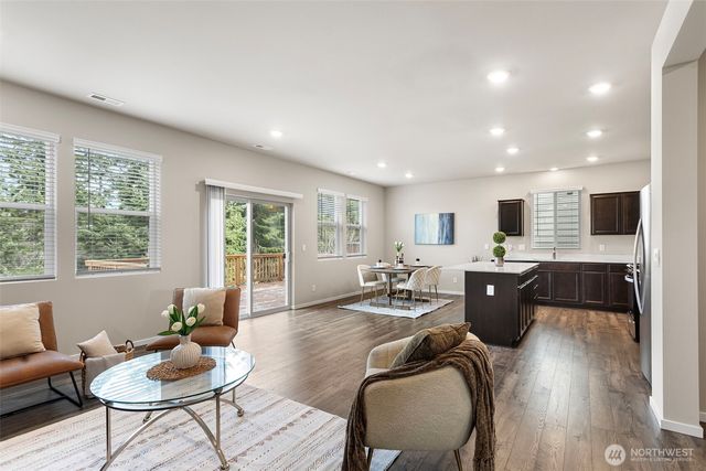 1177 SW Pendleton Way, Port Orchard, WA 98367