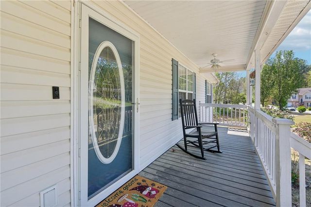 29 Wey Bridge Court, White, GA 30184