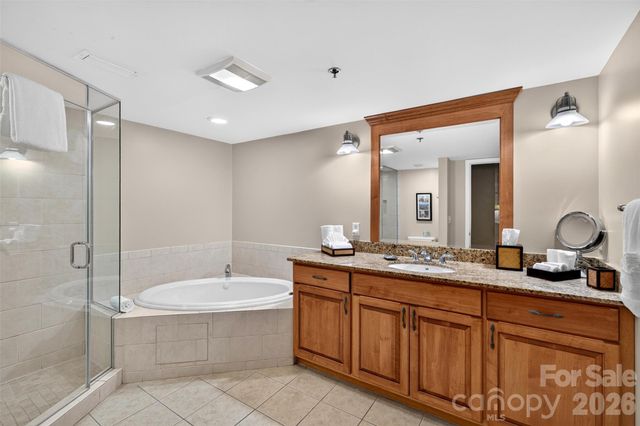 325 Bowling Park Road, Asheville, NC 28803