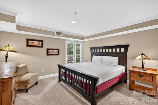 325 Bowling Park Road, Asheville, NC 28803