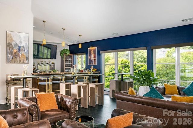 325 Bowling Park Road, Asheville, NC 28803