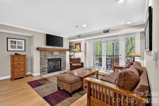 325 Bowling Park Road, Asheville, NC 28803