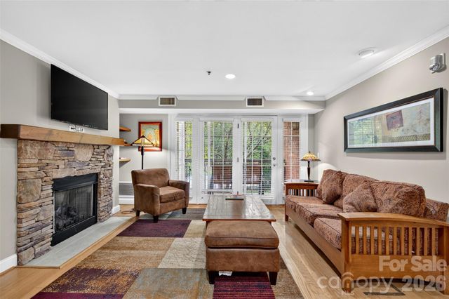 325 Bowling Park Road, Asheville, NC 28803