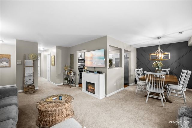 875 Golf Course Road 3, Crystal Lake, IL 60014
