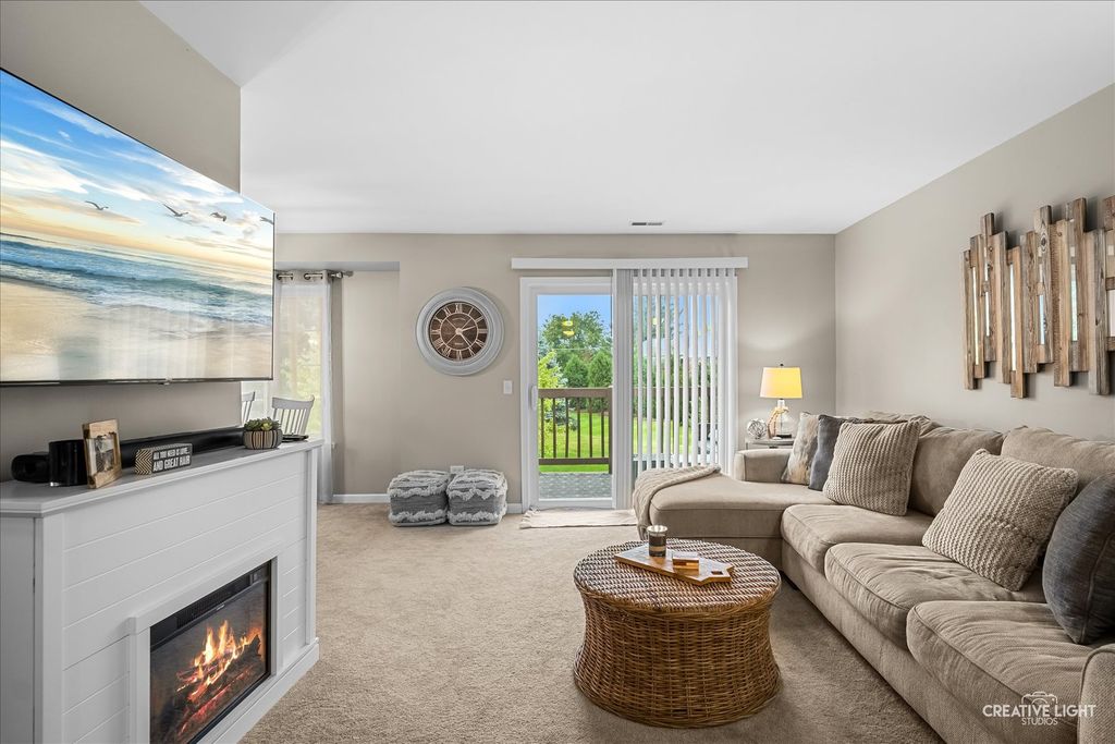 875 Golf Course Road 3, Crystal Lake, IL 60014